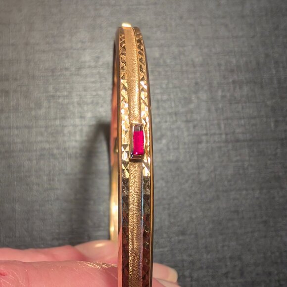 Vintage ITALIAN 18K Yellow Gold Bangle Bracelet, 10.7 grams - Picture 9 of 16